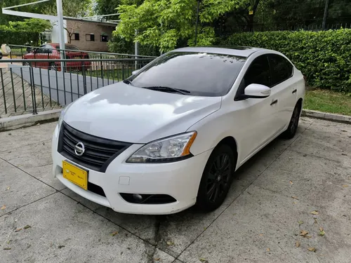 Nissan Sentra 2015 - $50.000.000 | Rival