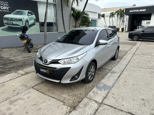 Toyota Yaris 2022 - $62.990.000 | Rival
