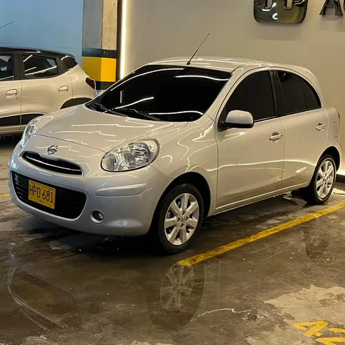 Nissan March 2014 - $35.900.000 | Rival