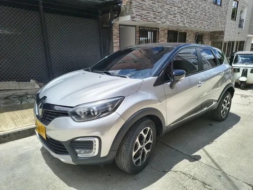 Renault Captur 2018 - $51.200.000 | Rival