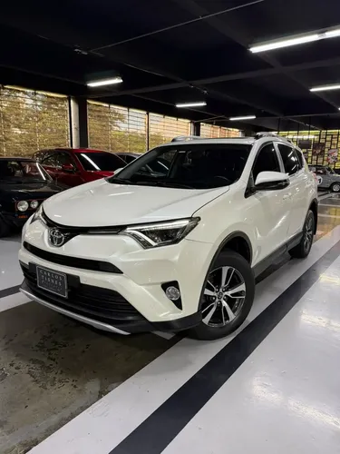 Toyota RAV4 2018 - $106.900.000 | Rival