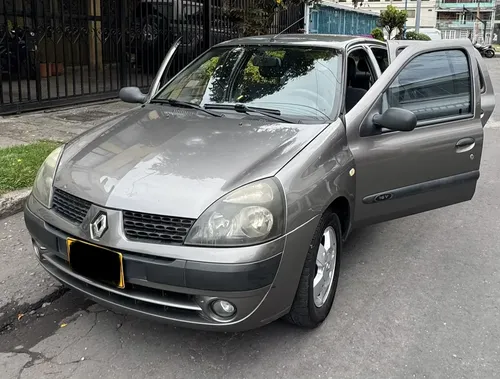 Renault Symbol 2005 - $19.000.000 | Rival