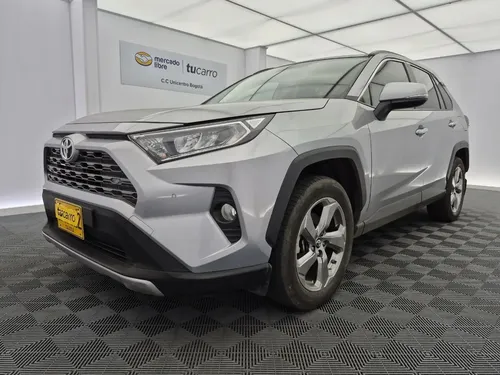 Toyota RAV4 2020 - $132.000.000 | Rival