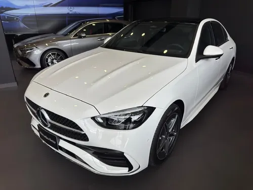 Mercedes-Benz Clase C 2027 - $219.900.000 | Rival