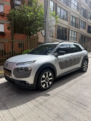 Citroën C4 Cactus 2018 - $48.990.000 | Rival