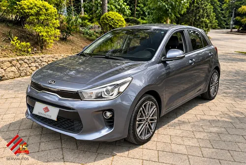 Kia Rio 2021 - $61.700.000 | Rival