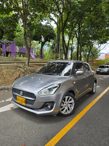 Suzuki Swift 2023 - $55.900.000 | Rival