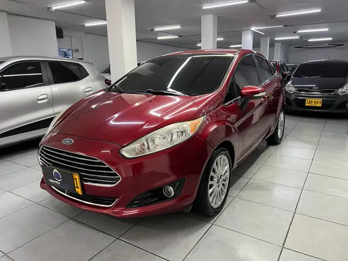 Ford Fiesta 2015 - $32.900.000 | Rival