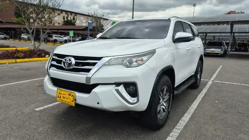 Toyota Fortuner 2017 - $142.900.000 | Rival