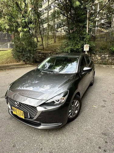 Mazda 2 Sedan 2022 - $68.900.000 | Rival