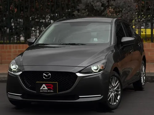 Mazda 2 2023 - $71.900.000 | Rival