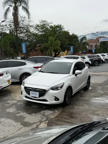 Mazda 2 2016 - $53.900.000 | Rival