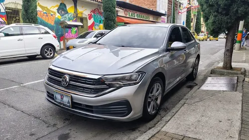 Volkswagen Jetta 2023 - $90.900.000 | Rival