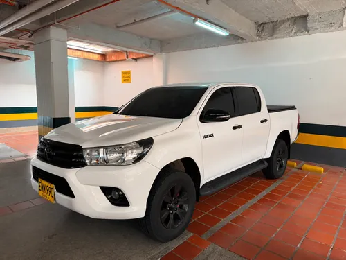 Toyota Hilux 2018 - $158.900.000 | Rival