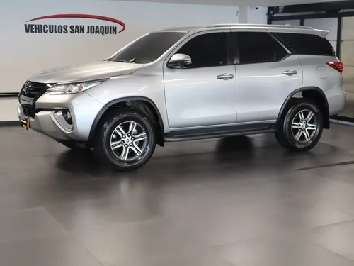 Toyota Fortuner 2020 - $158.900.000 | Rival