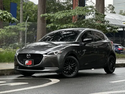 Mazda 2 2022 - $72.800.000 | Rival