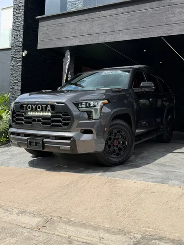 Toyota Sequoia 2026 - $509.000.000 | Rival