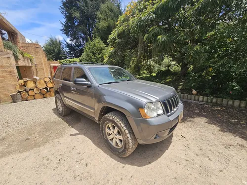 Jeep Grand Cherokee 2010 - $45.000.000 | Rival
