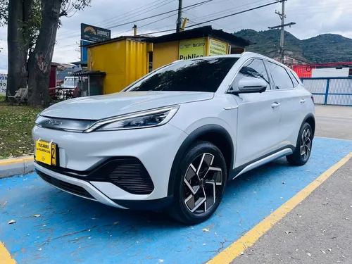BYD Yuan Plus 2024 - $106.000.000 | Rival