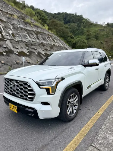 Toyota Sequoia 2026 - $478.500.000 | Rival
