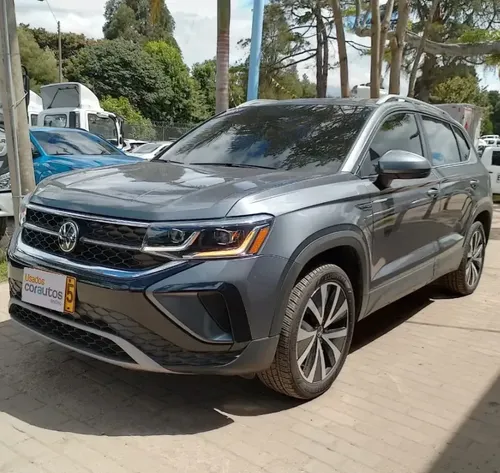 Volkswagen Taos 2024 - $106.900.000 | Rival