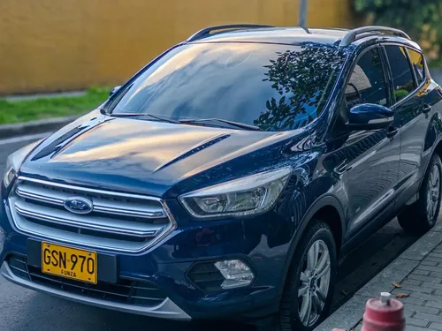 Ford Escape 2019 - $72.000.000 | Rival