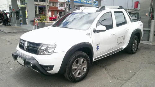 Renault Duster Oroch 2020 - $75.000.000 | Rival