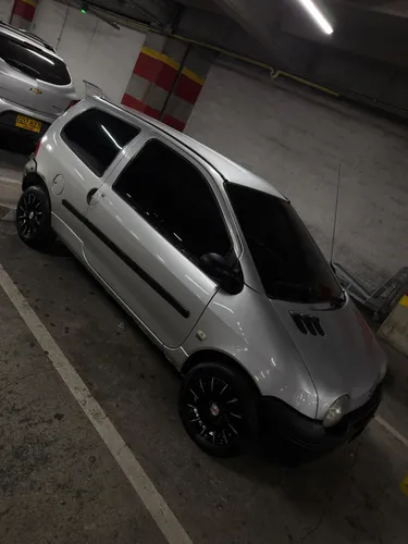 Renault Twingo 2006 - $18.600.000 | Rival