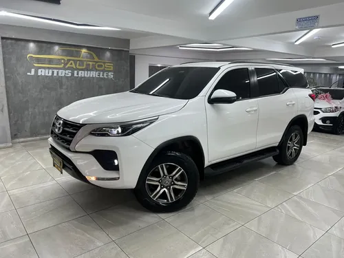 Toyota Fortuner 2024 - $269.900.000 | Rival