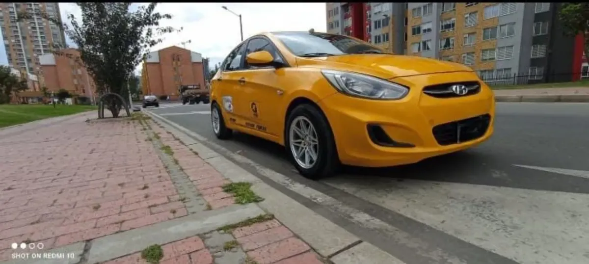 Hyundai Accent i25 2016 - $97.000.000 | Rival