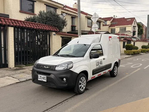 RAM V700 2023 - $48.000.000 | Rival