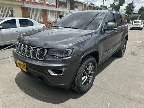 Jeep Grand Cherokee 2021 - $100.000.000 | Rival