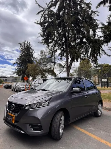 Nissan March 2022 - $57.990.000 | Rival