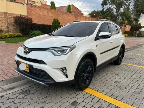 Toyota RAV4 2018 - $86.500.000 | Rival