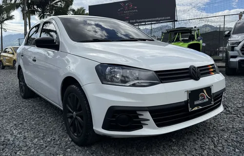 Volkswagen Voyage 2015 - $36.000.000 | Rival