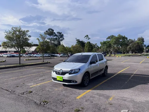 Renault Sandero 2020 - $43.790.000 | Rival