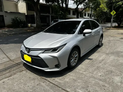 Toyota Corolla 2022 - $75.900.000 | Rival