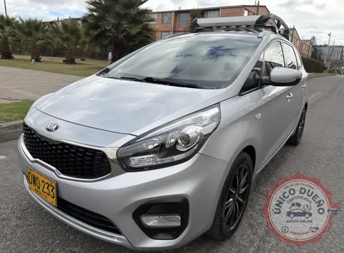 Kia Carens 2018 - $69.890.000 | Rival