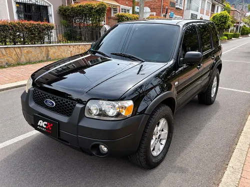 Ford Escape 2007 - $29.990.000 | Rival