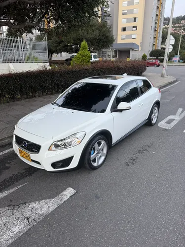 Volvo C30 2011 - $50.400.000 | Rival