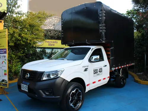 Nissan Frontier 2018 - $87.000.000 | Rival