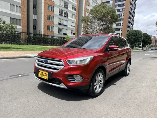 Ford Escape 2019 - $56.900.000 | Rival