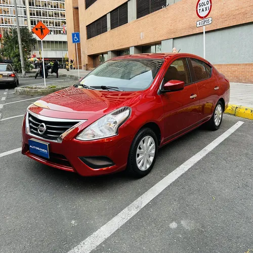Nissan Versa 2015 - $43.900.000 | Rival