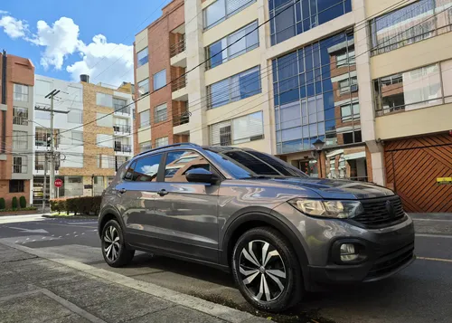 Volkswagen T-Cross 2021 - $62.900.000 | Rival