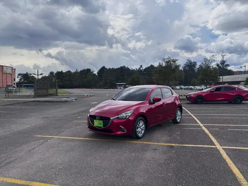 Mazda 2 2018 - $54.420.000 | Rival