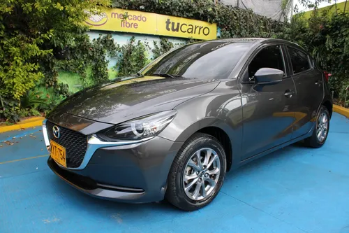 Mazda 2 2022 - $71.000.000 | Rival