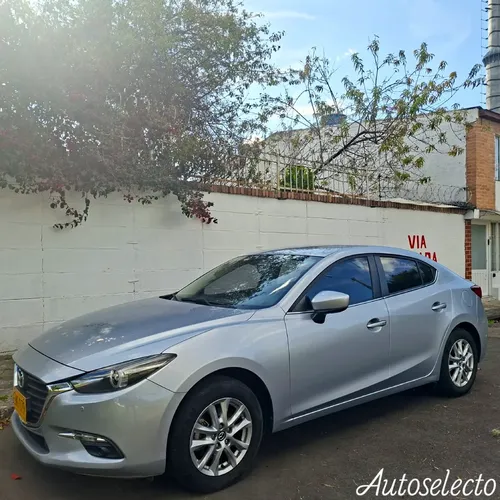 Mazda 3 2019 - $64.900.000 | Rival