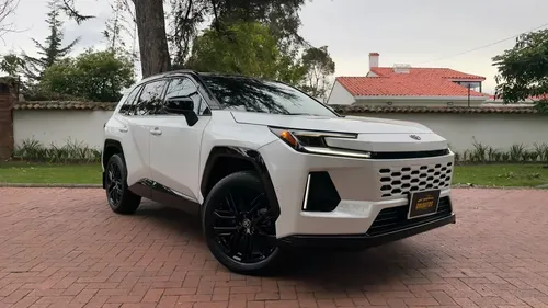 Toyota RAV4 2026 - $295.900.000 | Rival