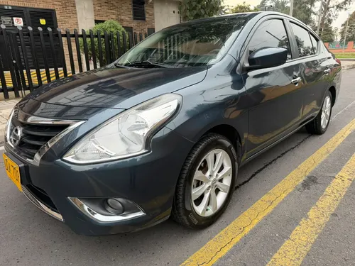 Nissan Versa 2015 - $46.900.000 | Rival