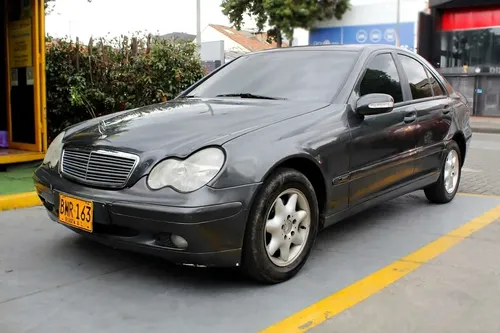 Mercedes-Benz Clase C 2002 - $27.800.000 | Rival